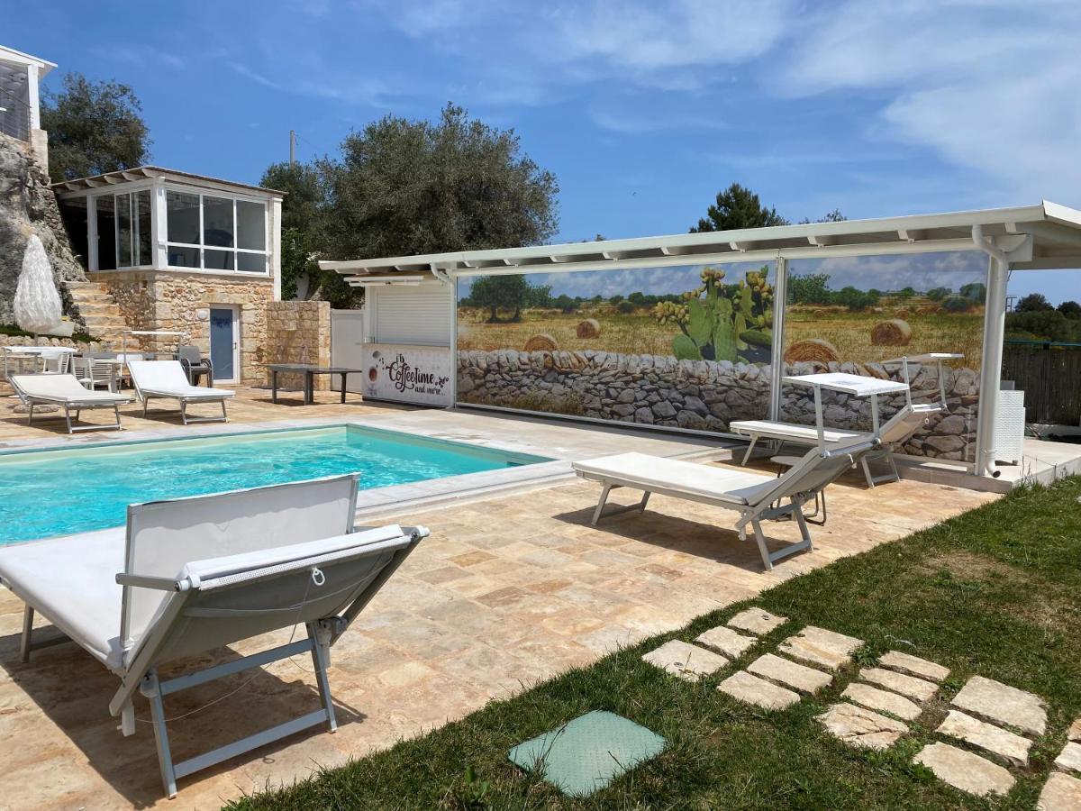 ホテル La Terrazza Sulla Rupe Relais オストゥーニ エクステリア 写真