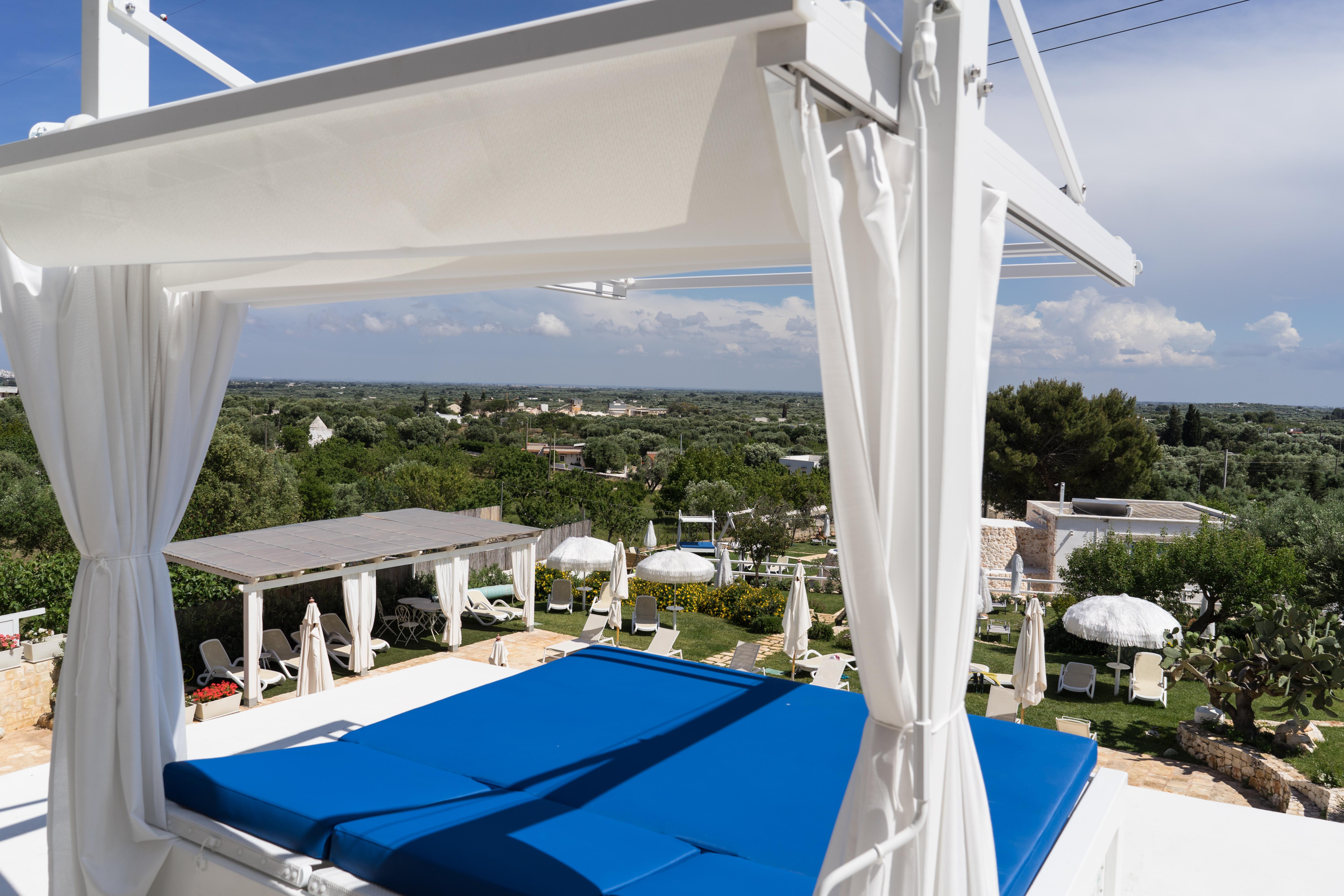 ホテル La Terrazza Sulla Rupe Relais オストゥーニ エクステリア 写真
