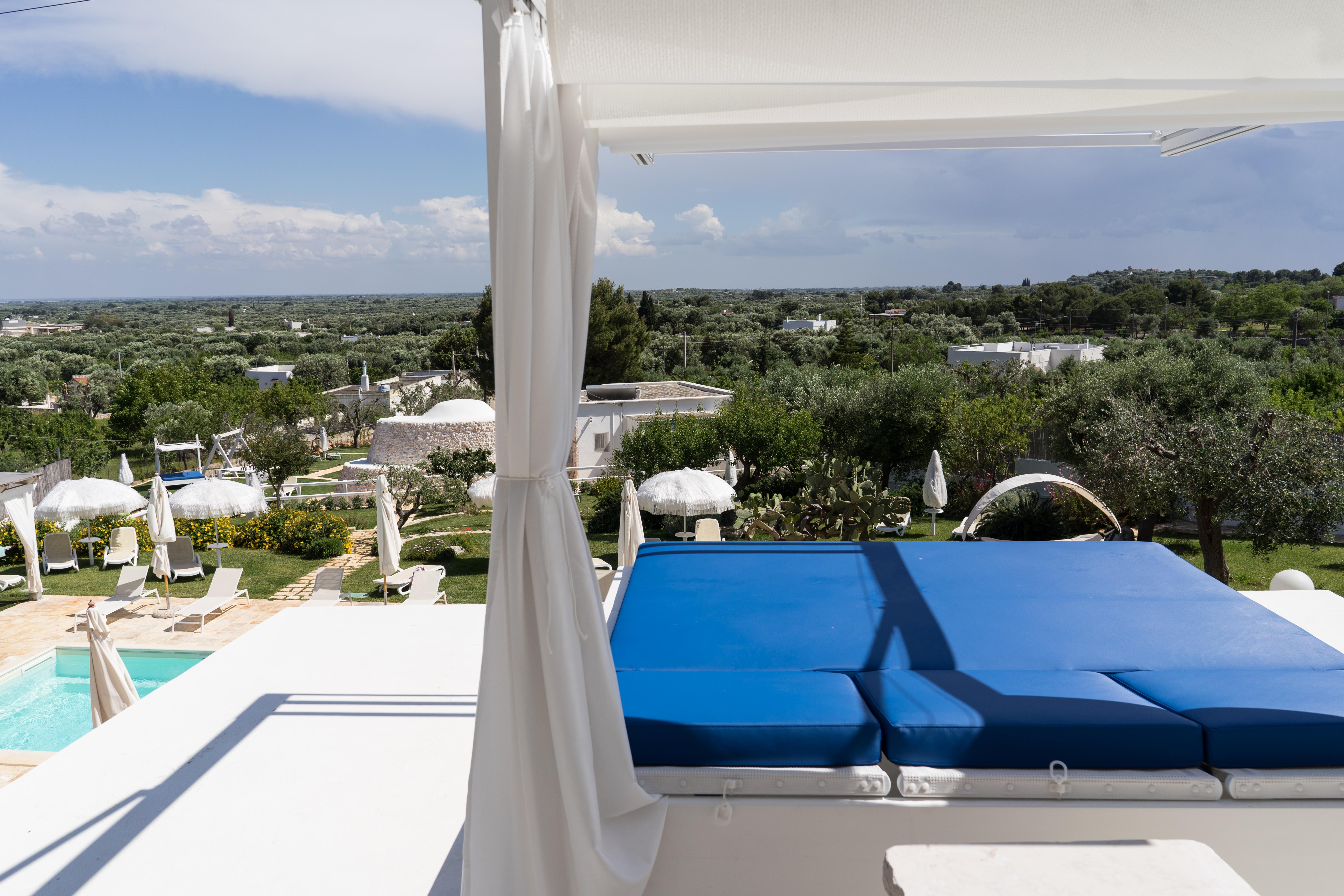 ホテル La Terrazza Sulla Rupe Relais オストゥーニ エクステリア 写真