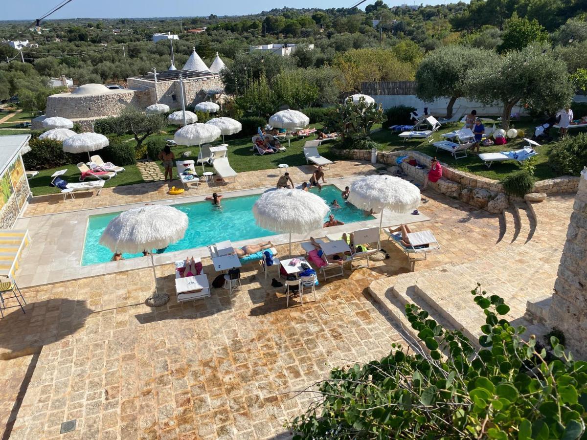 ホテル La Terrazza Sulla Rupe Relais オストゥーニ エクステリア 写真